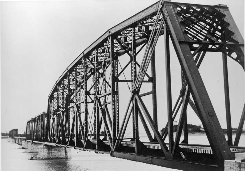 Flag Point bridge